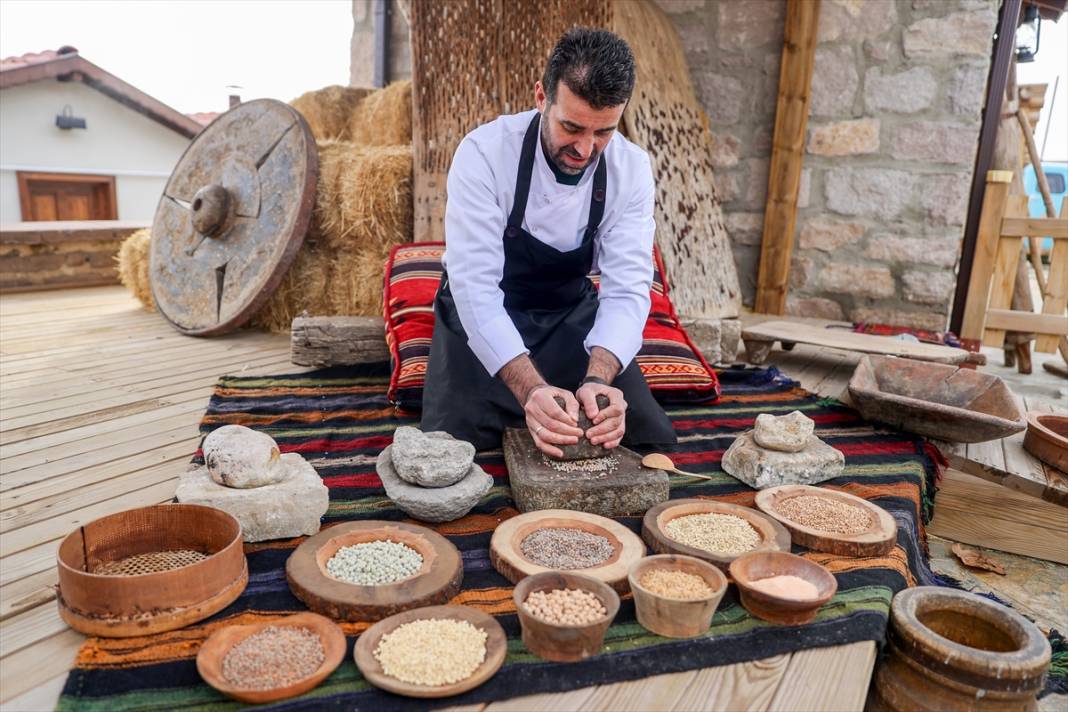 Konyalı aşçı, dünyanın en eski ekmeğini yeniden pişirdi 1